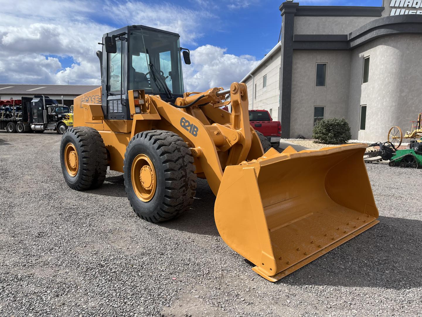 ./imagenes/INVOICE/2019/16742/CARGADOR FRONTAL CASE 621B (8).JPG